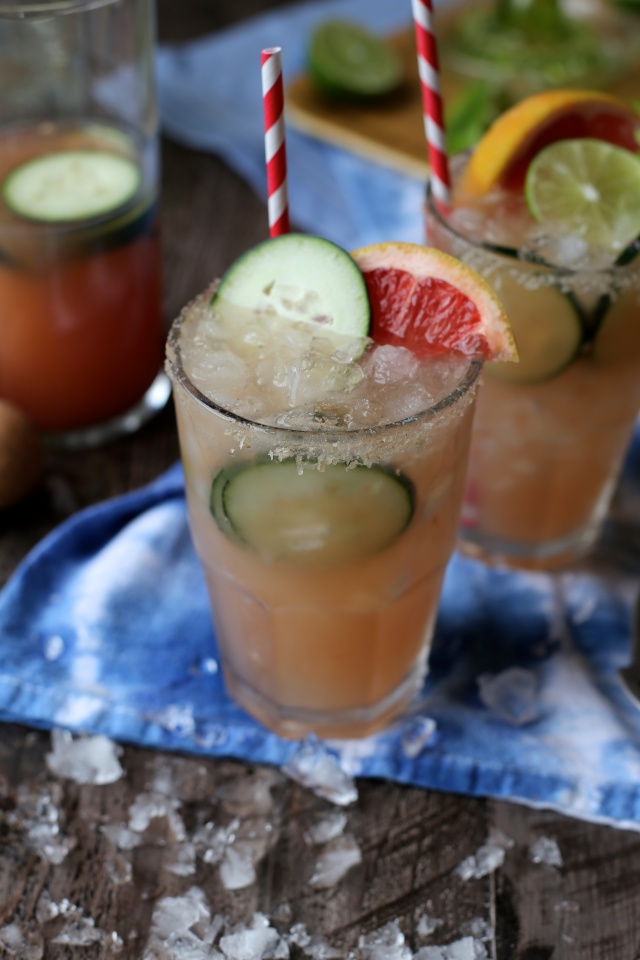 Grapefruit-Margaritas-with-a-hint-of-Cucumber-6-e1420593370708