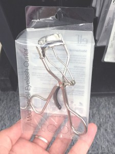 Eyelash-curler