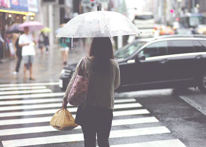 girl-in-rain