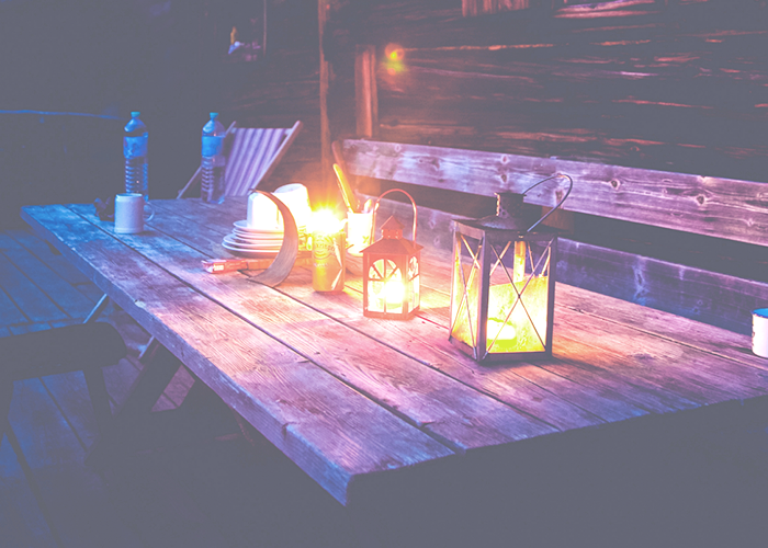 table-with-lantern