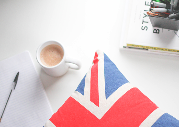 tfd_photo_coffee-with-british-flag-pillow