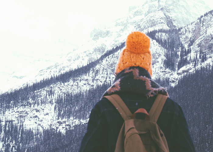 woman-in-orange-hat-nar-mountain