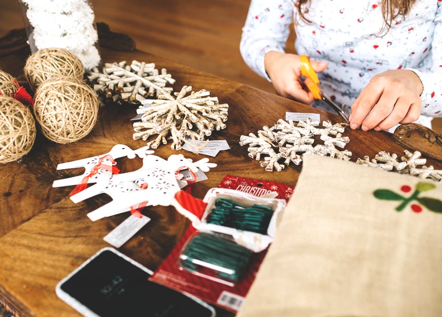5 Specific Things I Do To Save Time, Money, & My Sanity Over The Holidays