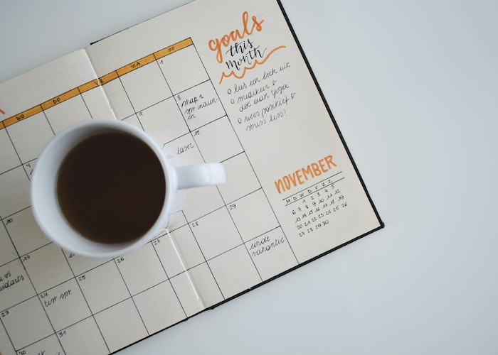 Image of coffee cup on calendar